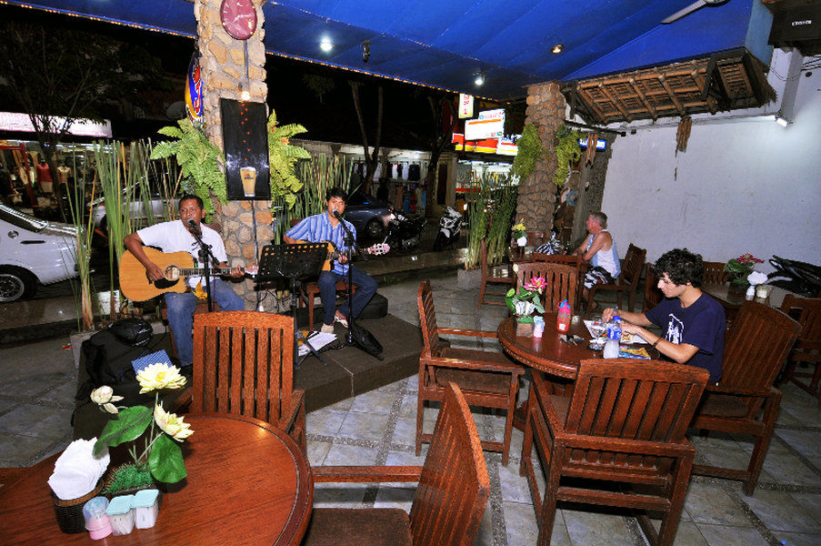Jesens Inn I Kuta  Exterior photo